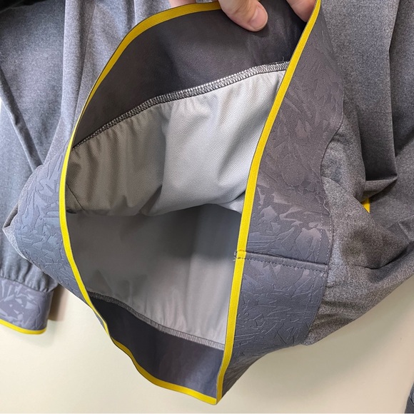 Adidas Golf ClimaStorm 1/2 Zip Windbreaker Jacket - Picture 8 of 15